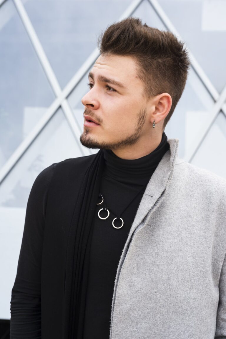 close-up-portrait-man-min-scaled