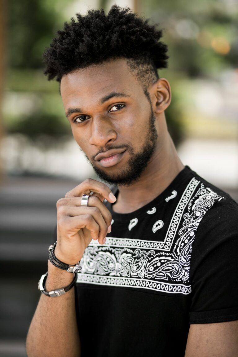 day-walk-person-male-success-using-min-scaled